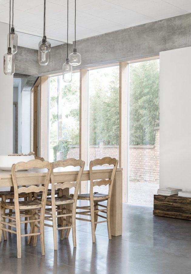 House L-C by Graux & Baeyens Architects in Anzegem, Belgium