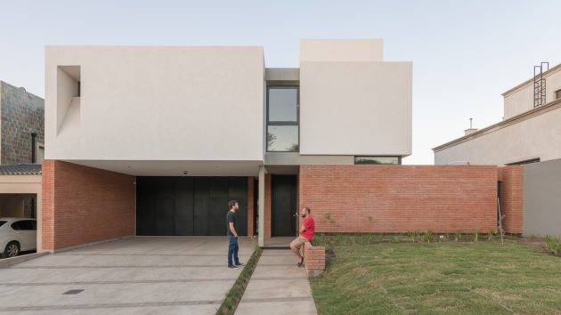 House MD by Andres Alonso in Cordoba, Argentina