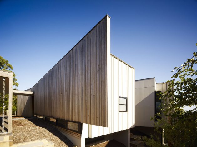 McCrae Residence by Wolveridge Architects in Melbourne, Australia