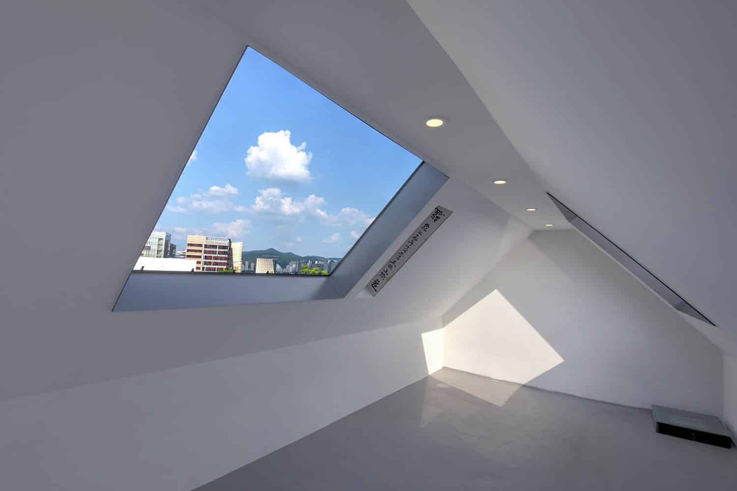 One Roof House by mlnp Architects in Seongnam, South Korea One Roof House by mlnp Architects in Seongnam, South Korea