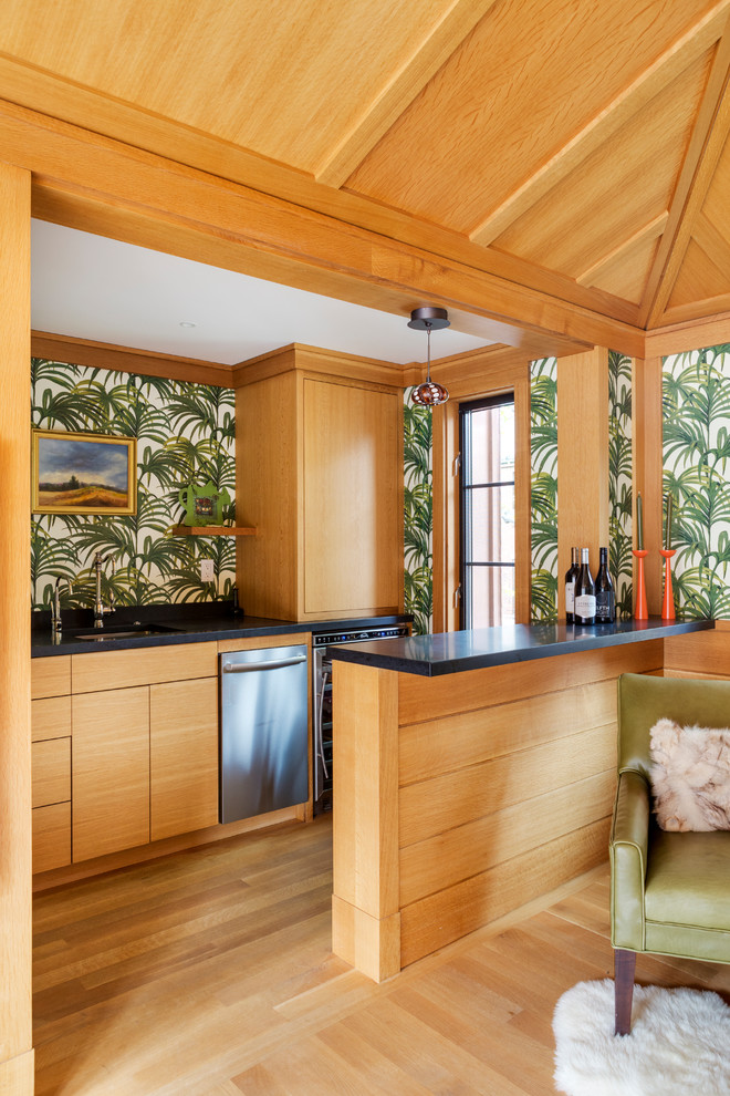 14 Fantastic Tropical Home Bar Designs You Can't Resist