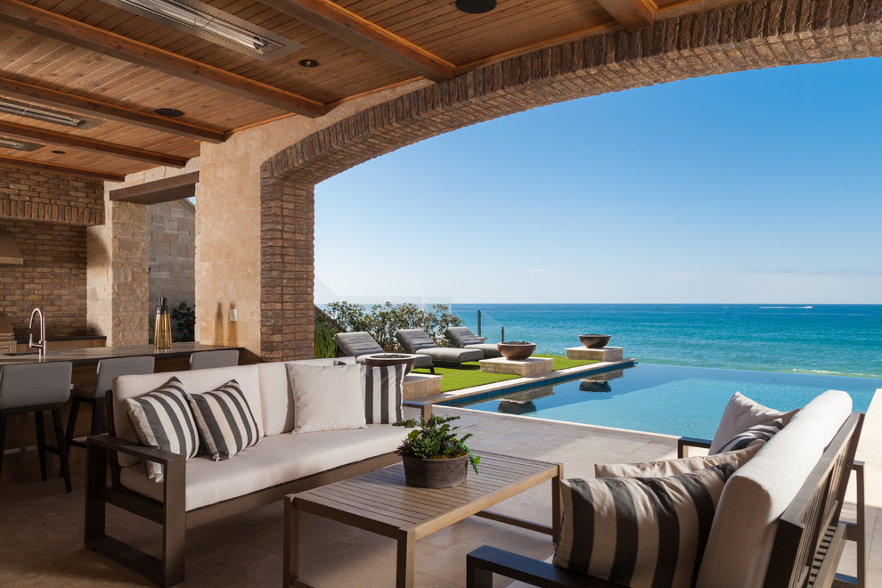 15 Jaw-Dropping Mediterranean Patio Designs That Will Take Your Breath Away