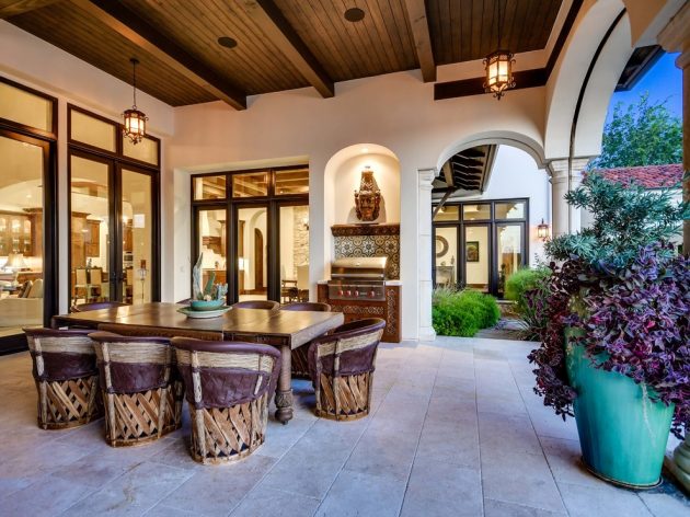 15 Jaw-Dropping Mediterranean Patio Designs That Will Take Your Breath Away