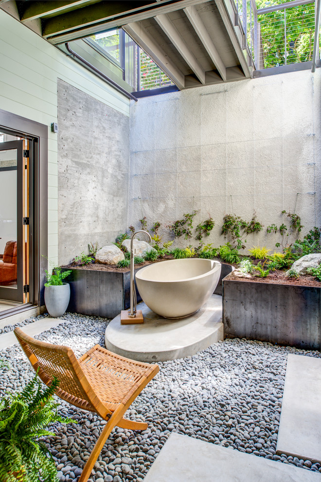 15 Spectacular Tropical Bathroom Designs That Will Take Your Breath Away