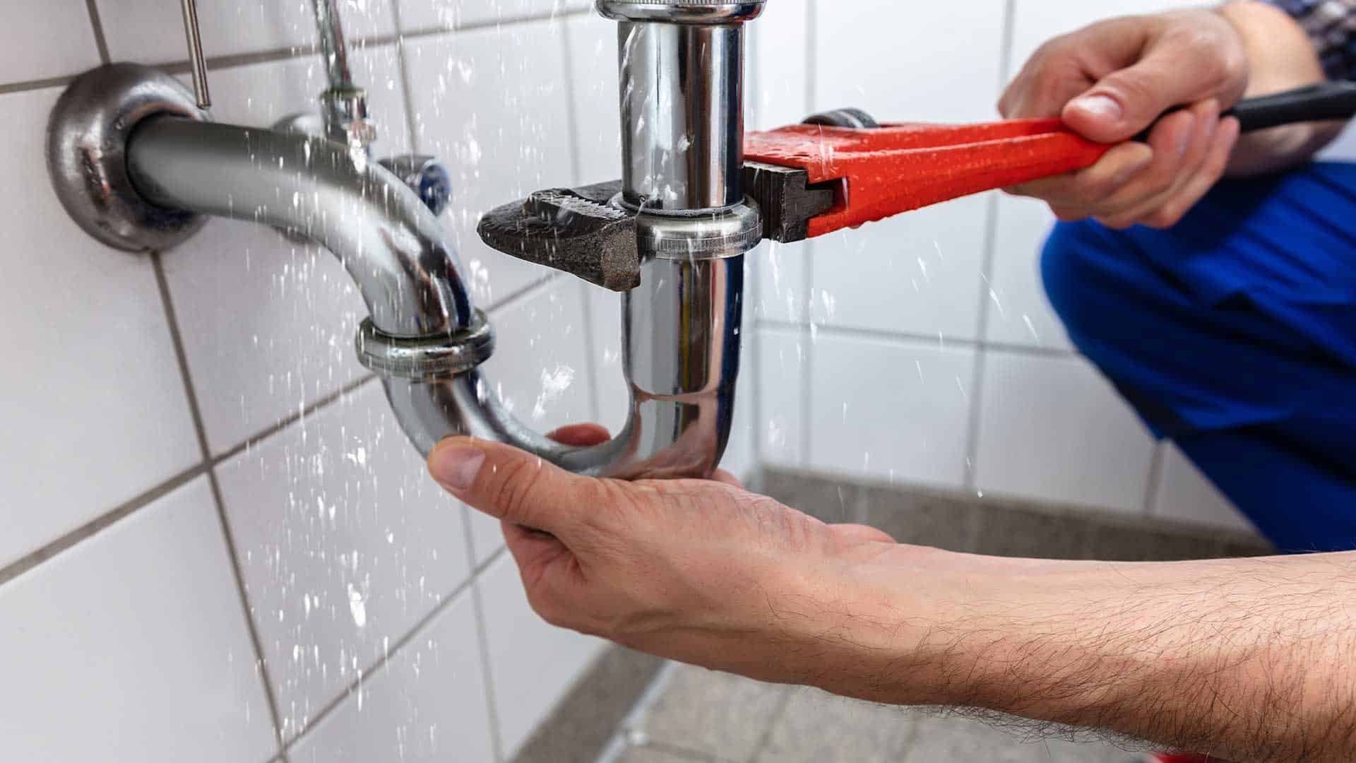Choosing The Right Plumber In An Emergency