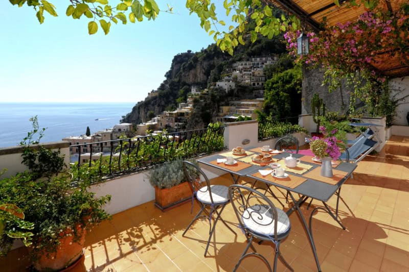 10 Magnificent Ideas To Decorate Italian Style Balcony