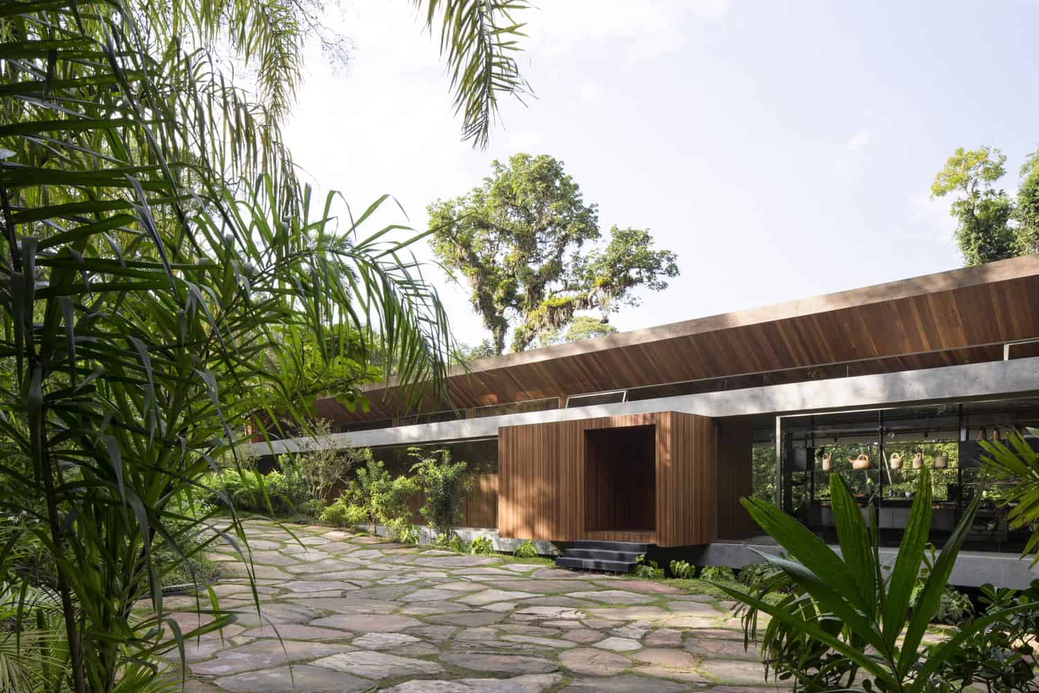 All House by Gui Mattos on Itamambuca Beach in Brazil All House by Gui Mattos on Itamambuca Beach in Brazil