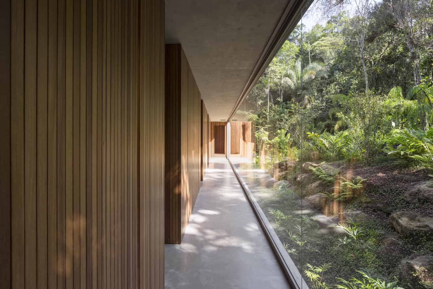 All House by Gui Mattos on Itamambuca Beach in Brazil All House by Gui Mattos on Itamambuca Beach in Brazil