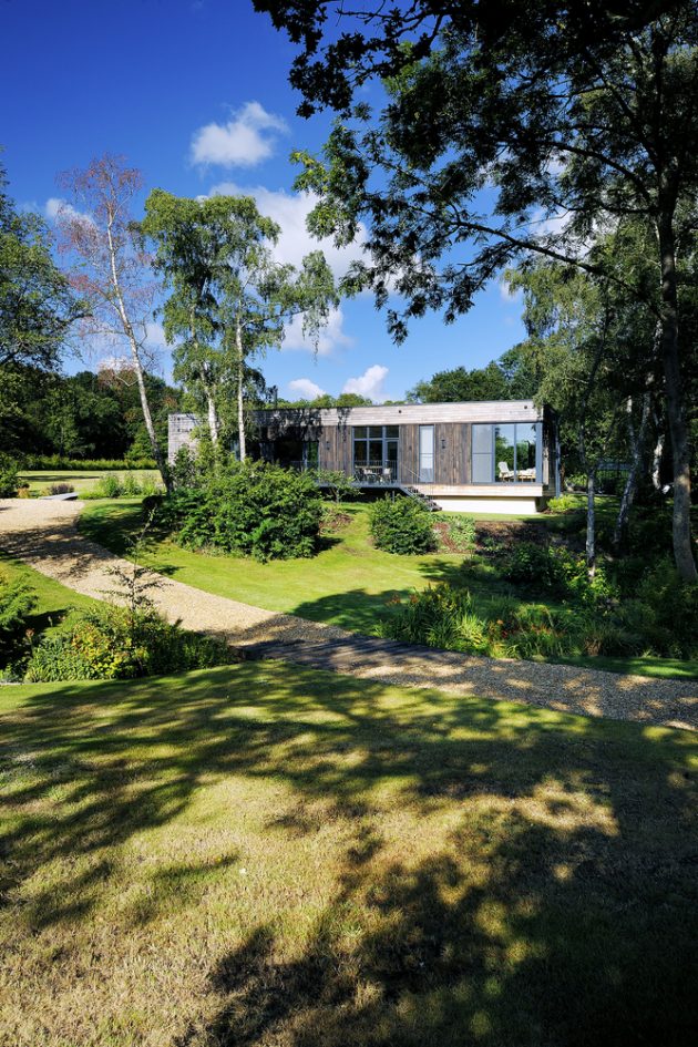 Forest Lodge by PAD Studio in Hampshire, England