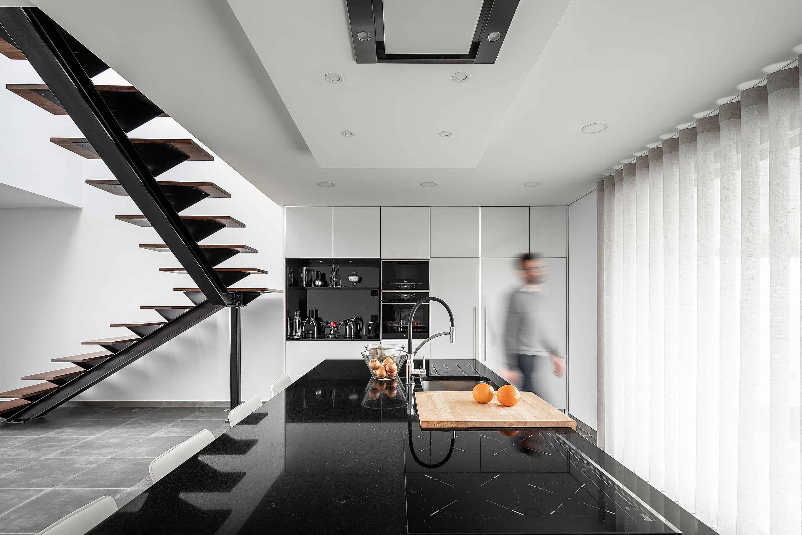 House MM by Sergio Miguel Godinho Architect in Odivelas, Portugal House MM by Sergio Miguel Godinho Architect in Odivelas, Portugal