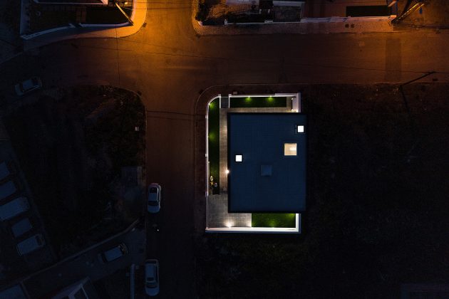 House MM by Sergio Miguel Godinho Architect in Odivelas, Portugal