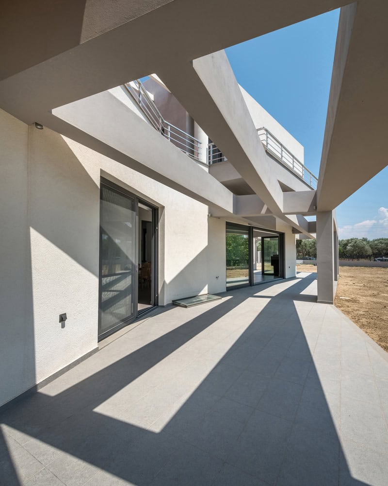IS House by Barlas Architects in Nafpaktos, Greece