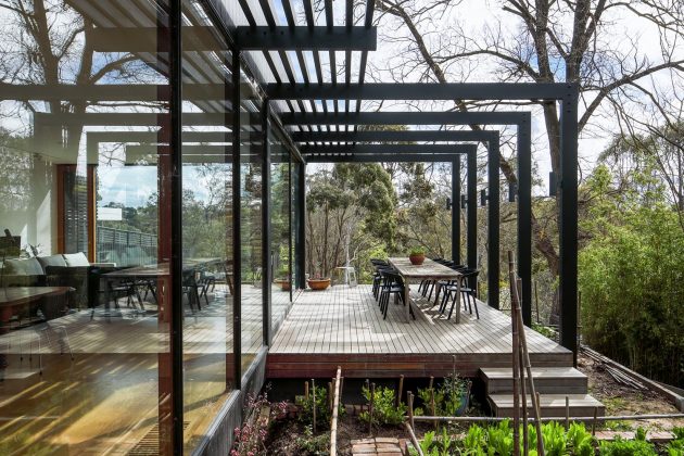 Ivanhoe House by Chiverton Architects in Melbourne, Australia
