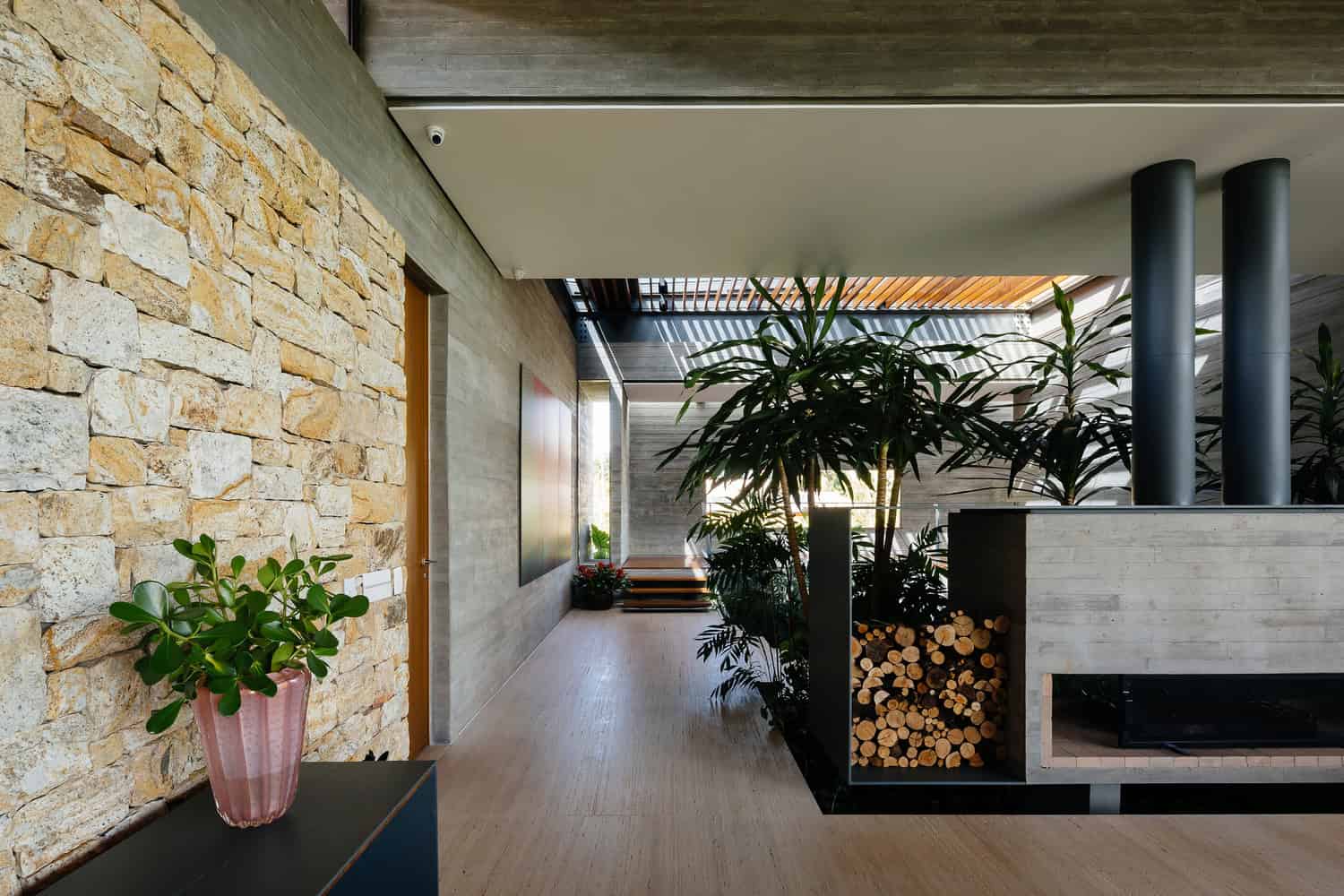 W270 House by Sao Paulo Arquitetos + Fabio Jorge Arquitetura in Brazil W270 House by Sao Paulo Arquitetos + Fabio Jorge Arquitetura in Brazil