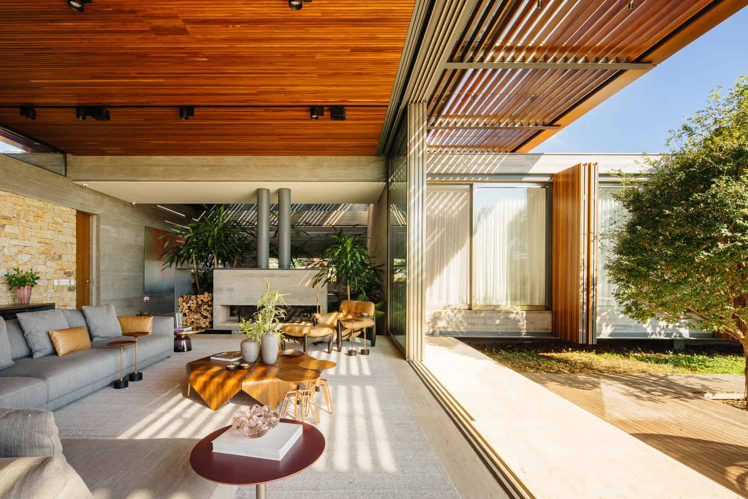 W270 House by Sao Paulo Arquitetos + Fabio Jorge Arquitetura in Brazil W270 House by Sao Paulo Arquitetos + Fabio Jorge Arquitetura in Brazil