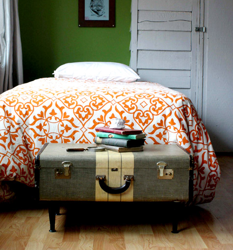 15 Absolutely Awesome Ways To Give New Purpose To Old Household Items