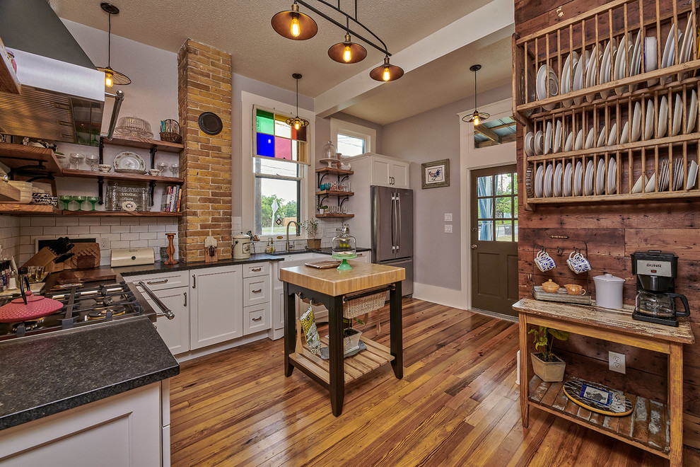 15 Lovely Eclectic Kitchen Designs You'll Fall In Love With
