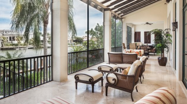 16 Striking Tropical Porch Designs You’ll Fall In Love With
