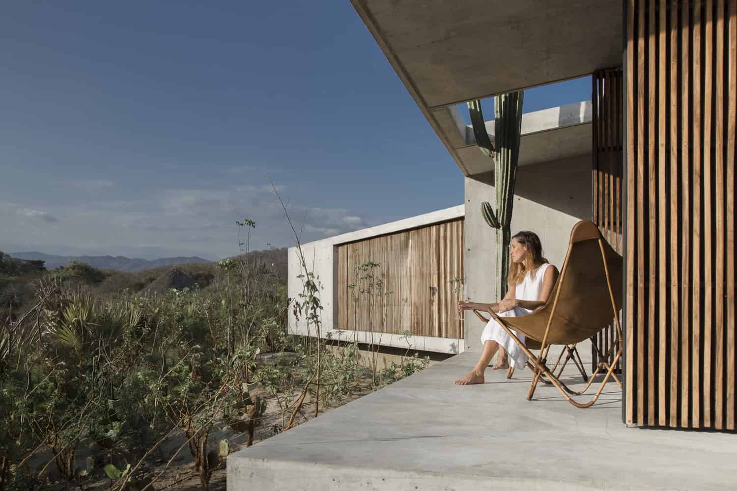 Altanera House by Taller Alberto Calleja in Puerto Escondido, Mexico Altanera House by Taller Alberto Calleja in Puerto Escondido, Mexico