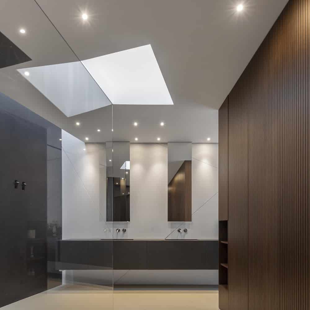 Diamond Tree by 3ndy Studio in Ponzano, Italy Diamond Tree by 3ndy Studio in Ponzano, Italy