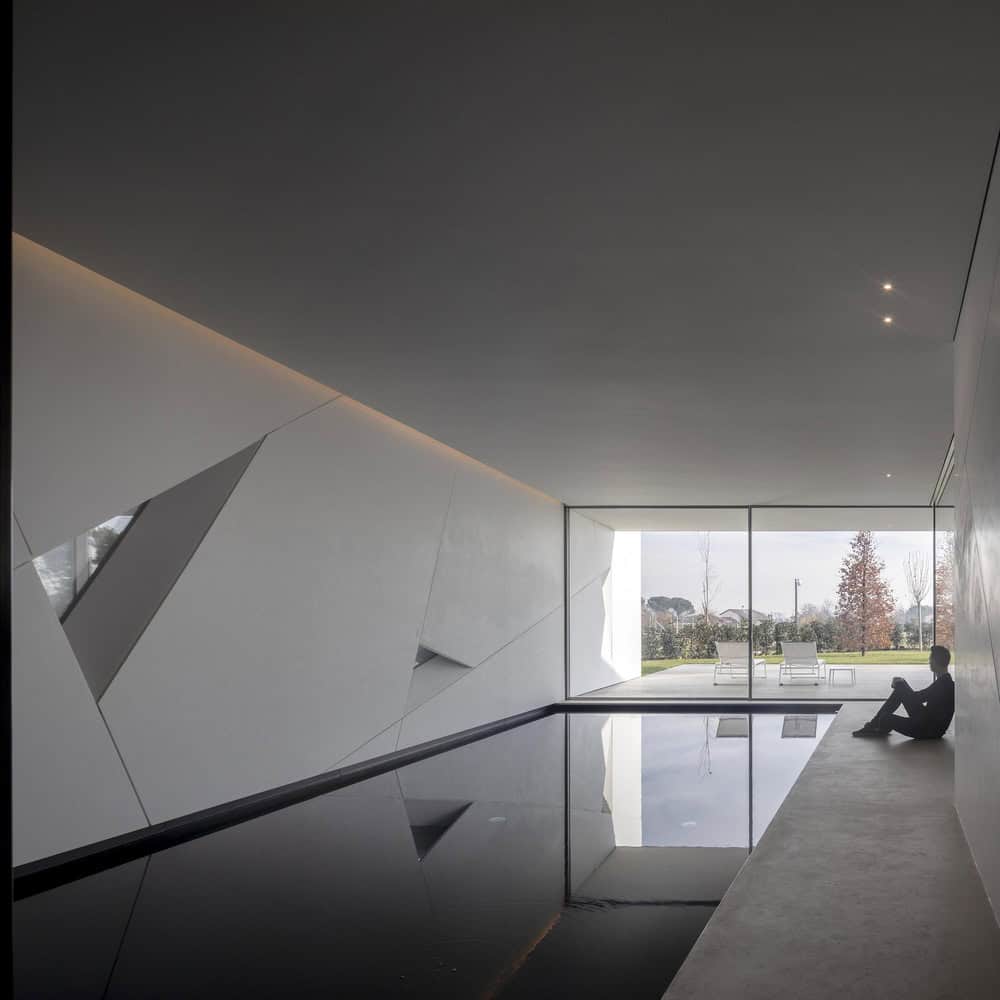 Diamond Tree by 3ndy Studio in Ponzano, Italy Diamond Tree by 3ndy Studio in Ponzano, Italy