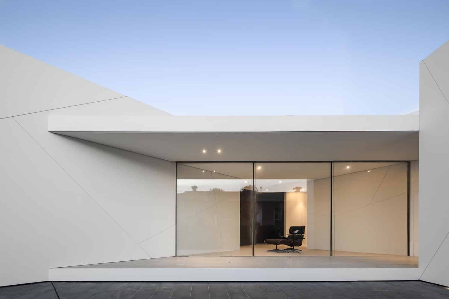 Diamond Tree by 3ndy Studio in Ponzano, Italy Diamond Tree by 3ndy Studio in Ponzano, Italy