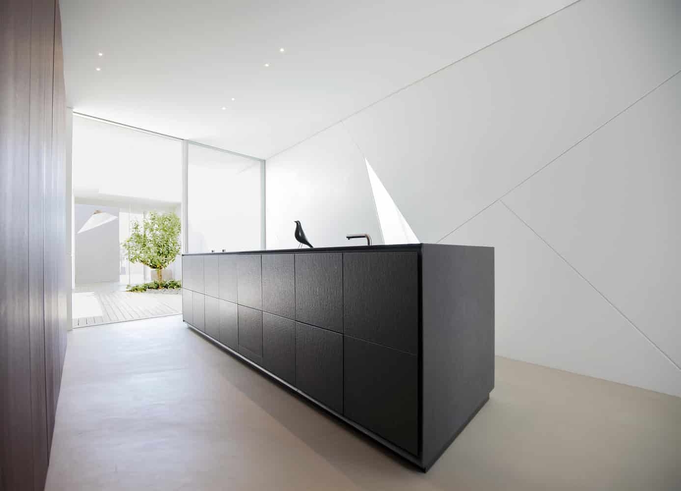 Diamond Tree by 3ndy Studio in Ponzano, Italy Diamond Tree by 3ndy Studio in Ponzano, Italy