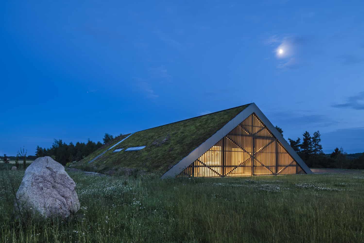 Green Line House by Mobius Architects in Warmla, Poland Green Line House by Mobius Architects in Warmla, Poland