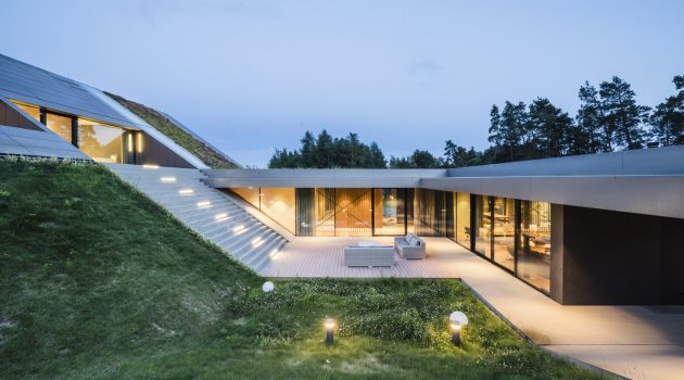 Green Line House by Mobius Architects in Warmla, Poland