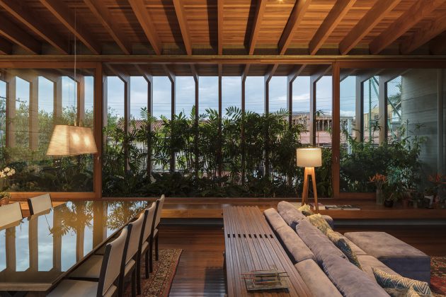 Poa House by Bernardes Arquitetura in Porto Alegre, Brazil