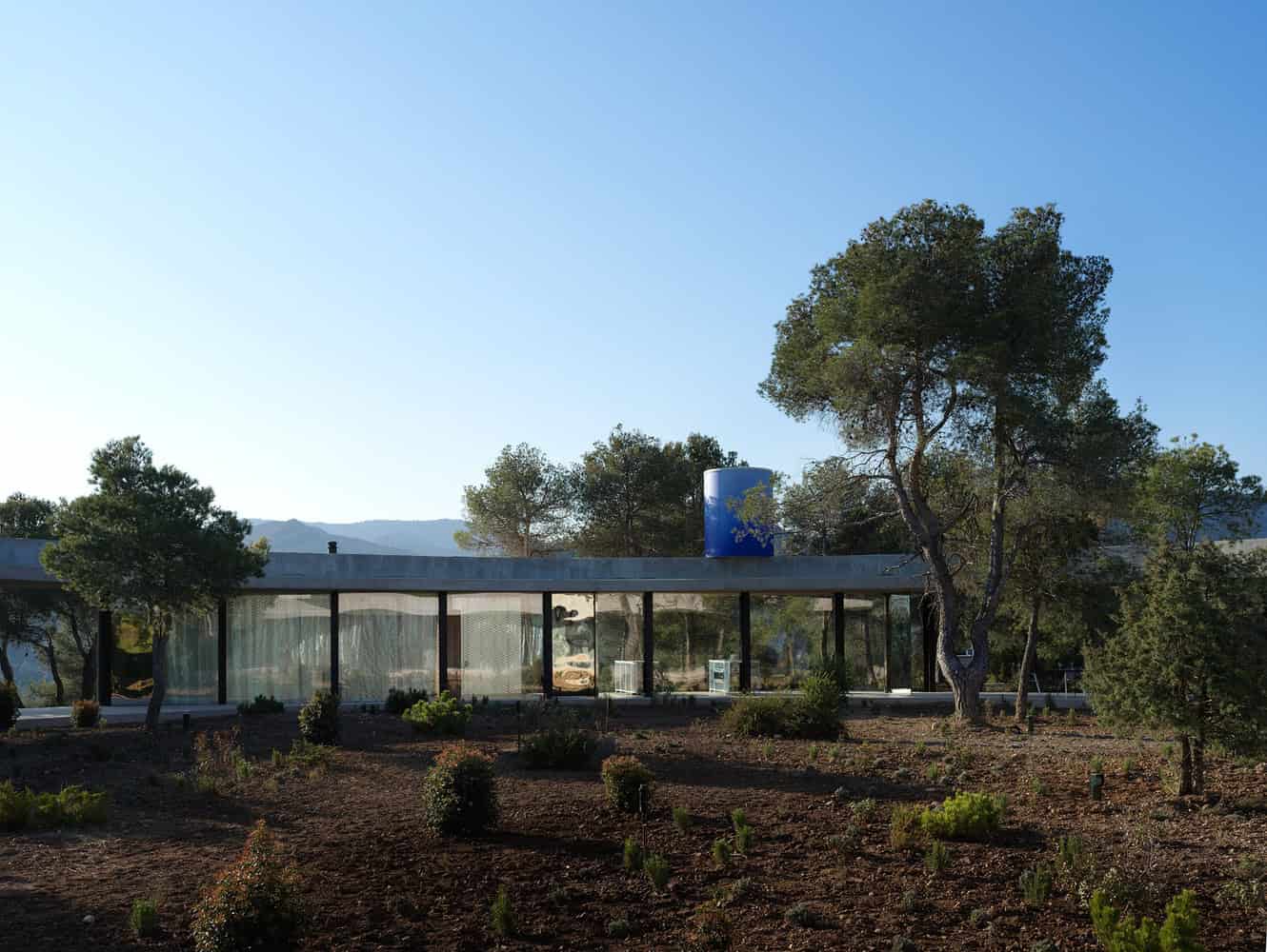 Solo House by Office KGDVS in Matarrana, Spain Solo House by Office KGDVS in Matarrana, Spain