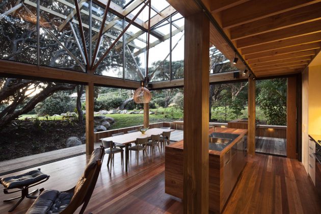 Under Pohutukawa by Herbst Architects in Auckland, New Zealand