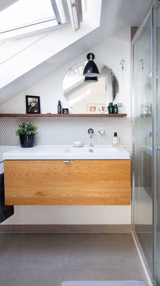 Inspiring Ideas Of Bathroom Shelves And Decorating Tips To Improve Your Bathroom