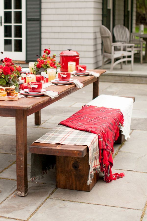 9 Elegant Ways to Style Your Porch for this Autumn