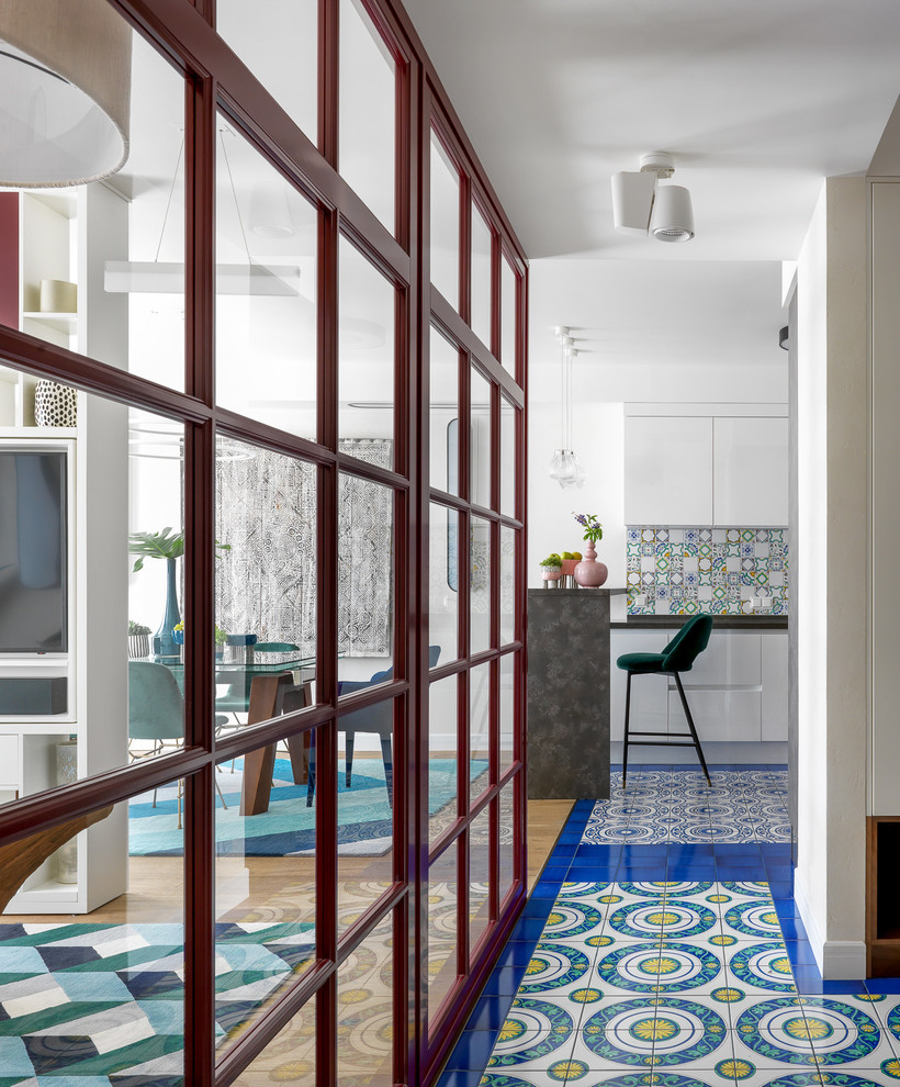 15 Dashing Eclectic Hallway Designs That Will Thrill You With Creativity