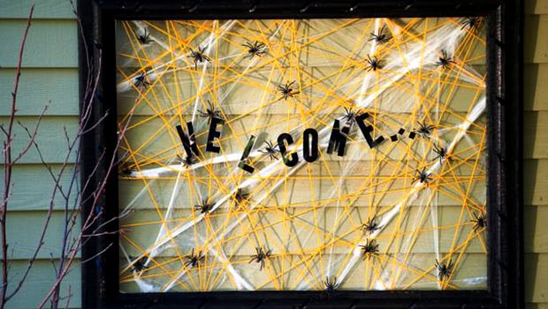 15 Ghostly DIY Halloween Party Decor Ideas For A Spooky Atmosphere