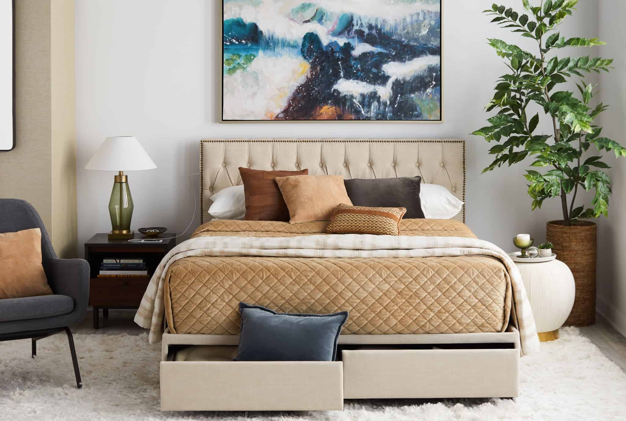 10 Friendly Solutions For Extra Storage In The Small Bedrooms 10 Friendly Solutions For Extra Storage In The Small Bedrooms