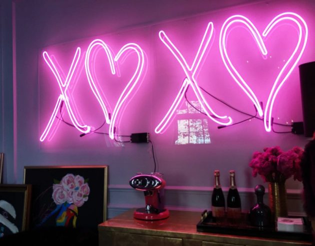 10 Neon Sign Designs To Light Up Your Everyday Life