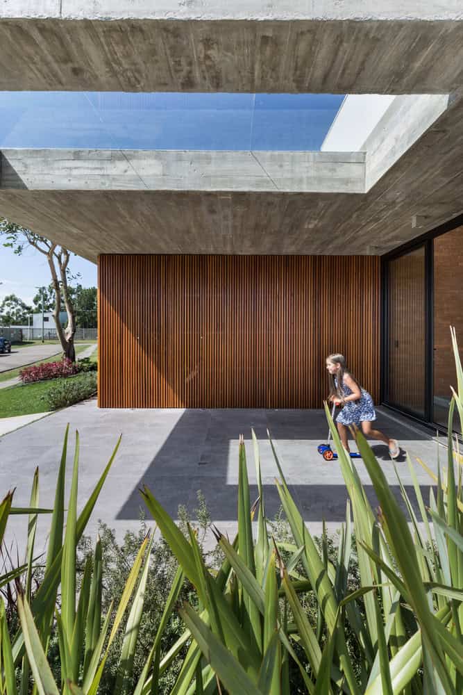 C5 House by Martin Arquitetura + Engenharia in Capao da Canoa, Brazil C5 House by Martin Arquitetura + Engenharia in Capao da Canoa, Brazil