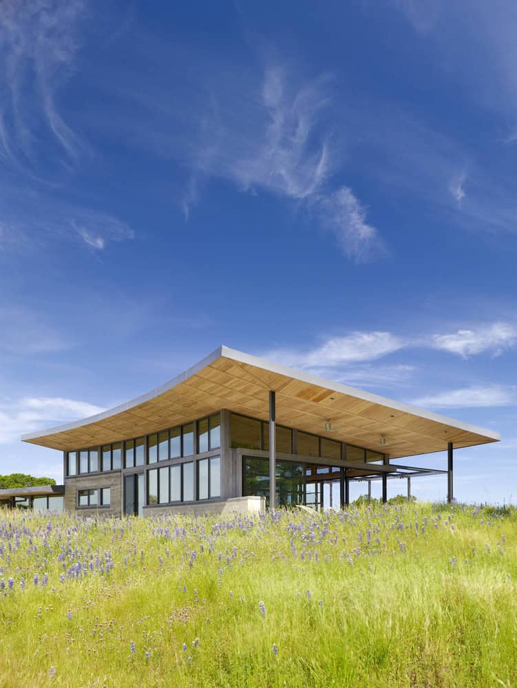 Caterpillar House by Feldman Architecture: A Sustainable Ranch Retreat in Carmel