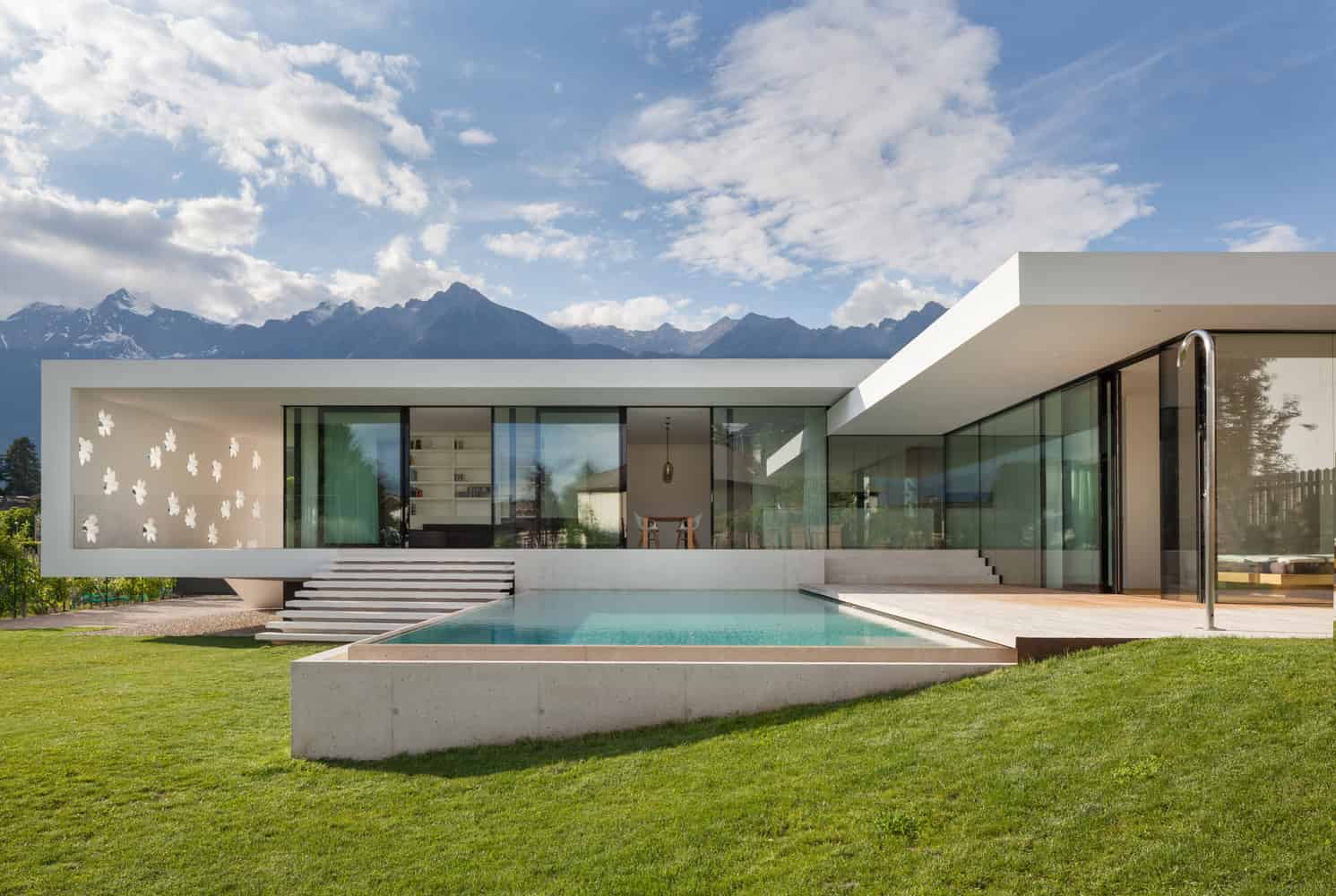 House T by monovolume architecture + design in Merano, Italy House T by monovolume architecture + design in Merano, Italy