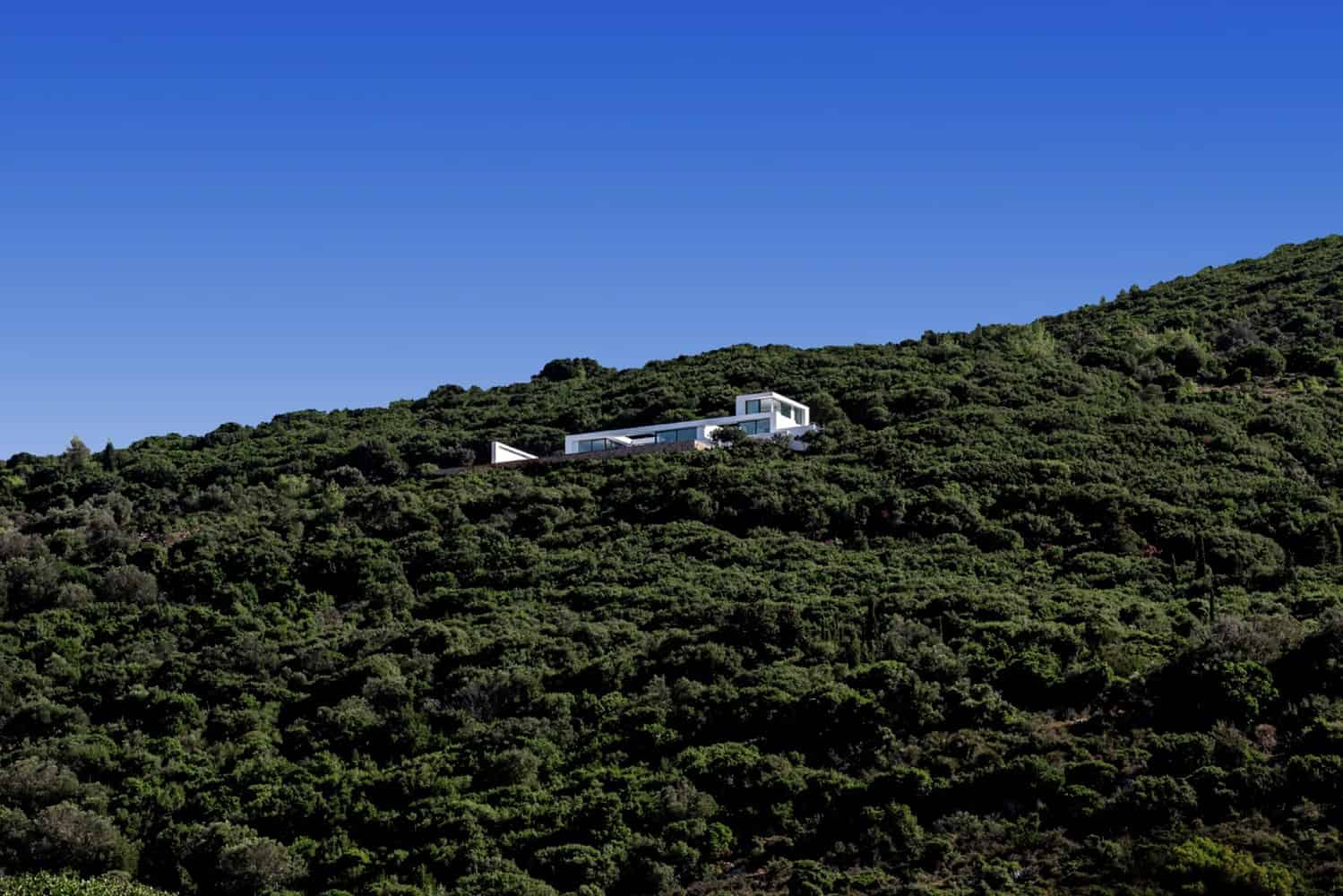 Silver House by Olivier Dwek Architectures in Zakynthos, Greece Silver House by Olivier Dwek Architectures in Zakynthos, Greece