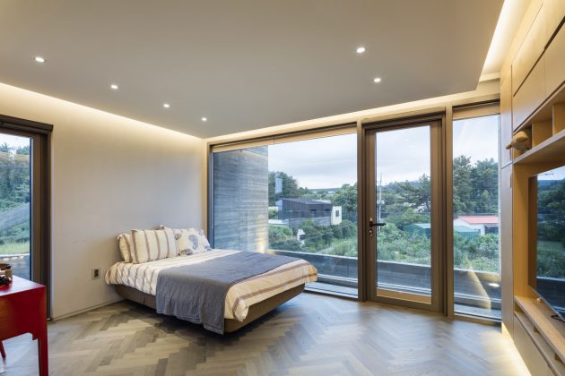 Simple House by Moon Hoon in Jeju-Si, South Korea