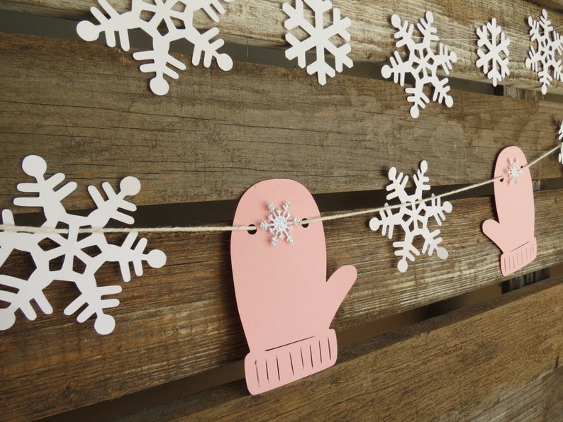 15 Cute Winter Garland Designs To Prepare For The Season