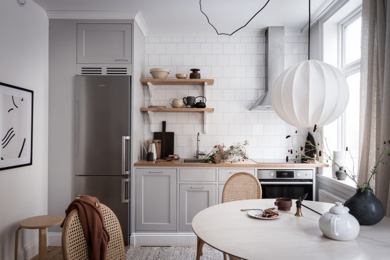 18-Minimalist-Scandinavian-Kitchen-Designs-That-Will-Brighten-Your-Day-14-768x512.jpg