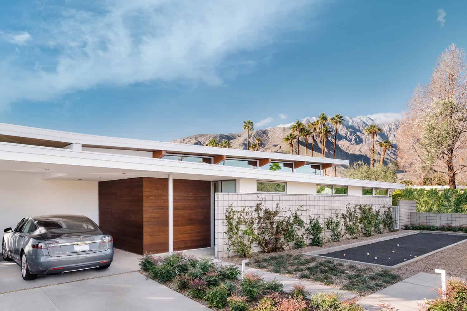 Axiom Desert House by Turkel Design in Palm Springs Axiom Desert House by Turkel Design in Palm Springs