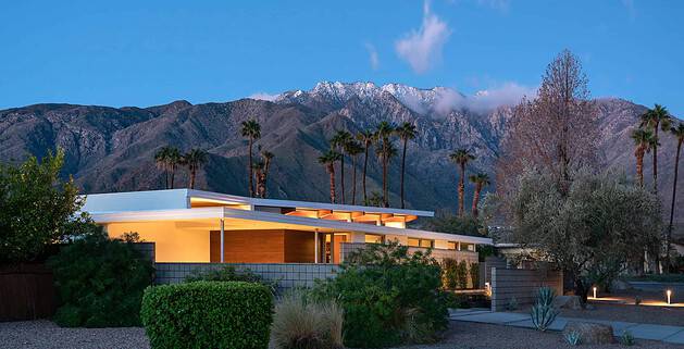 Axiom Desert House by Turkel Design in Palm Springs