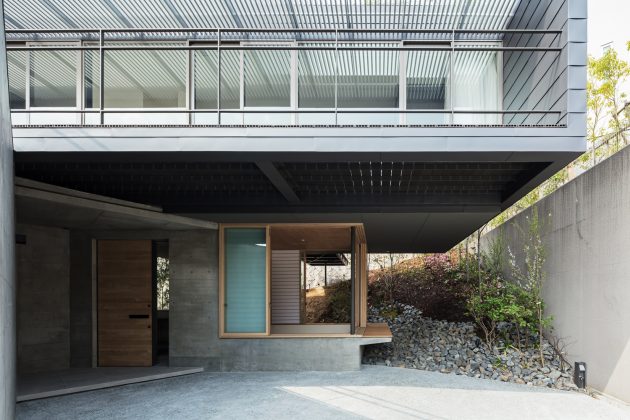 Axis House by T-Square Design Associates in Kobe, Japan