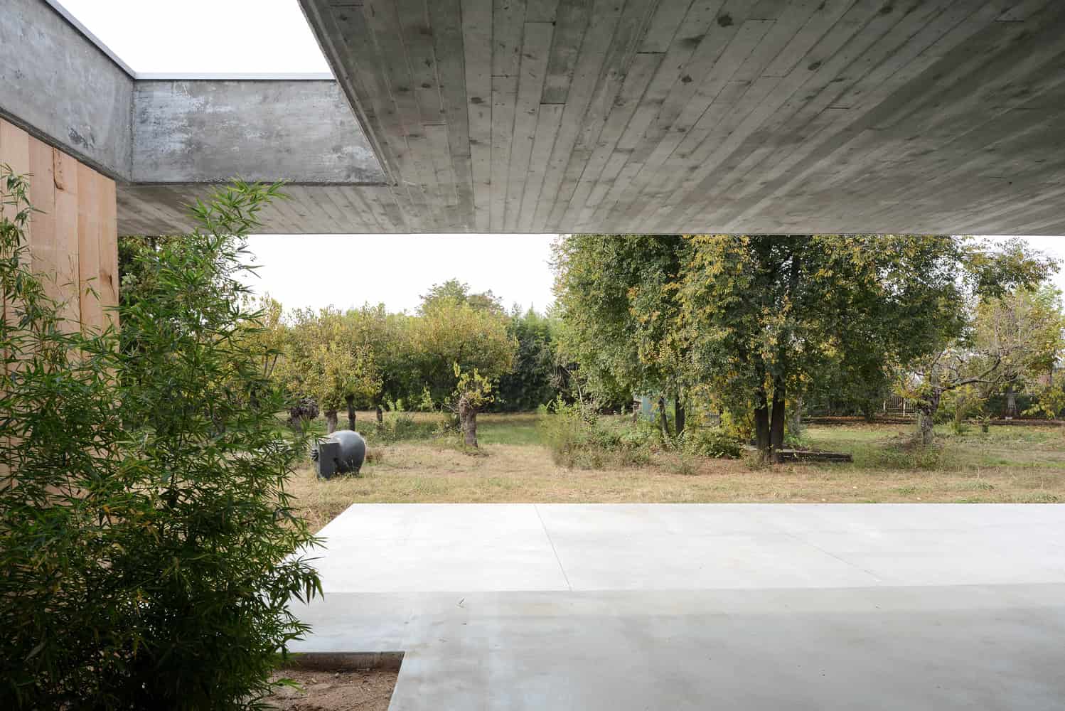 Countryside Villa by MIDE Architects in Montebelluna, Italy Countryside Villa by MIDE Architects in Montebelluna, Italy