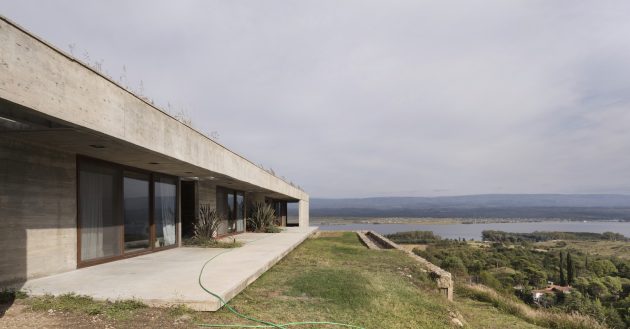 FM House by Alarciaferrer Architects in the Calamuchita Valley, Argentina